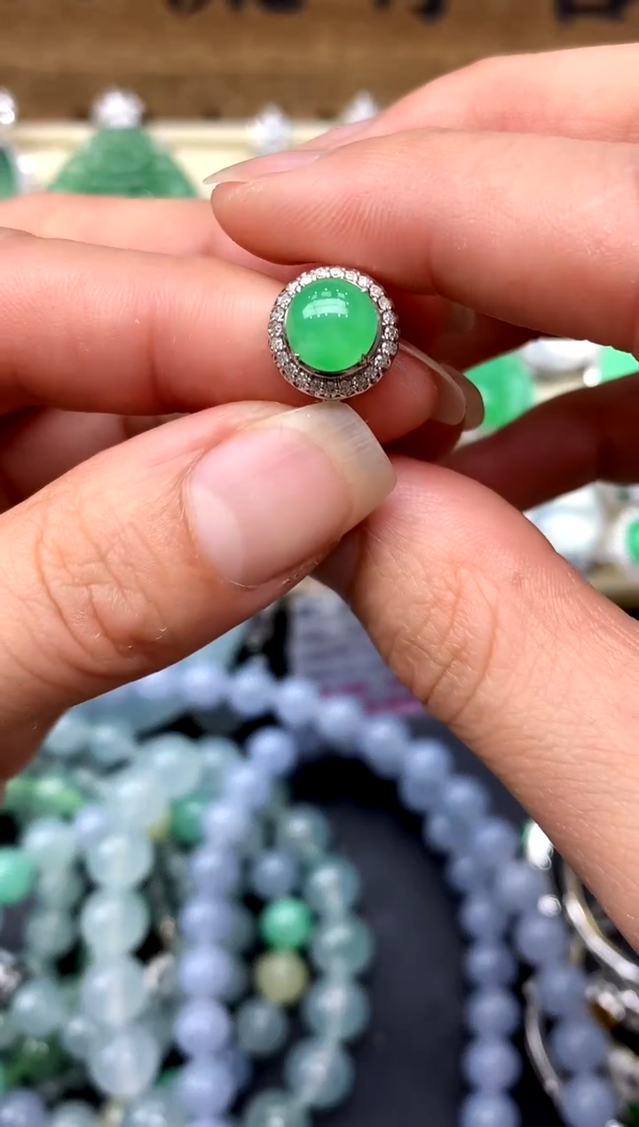 【闪购商品】翡翠戒指18K金镶嵌325-中国好珍宝