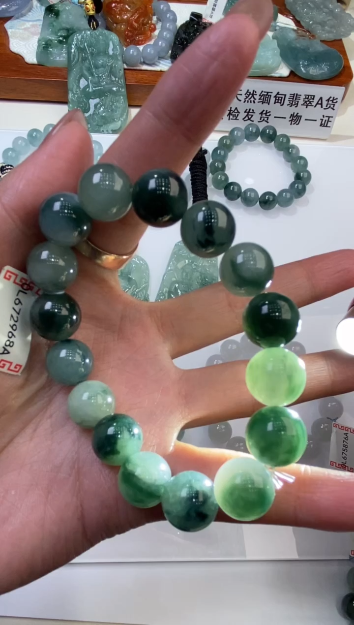 【闪购商品】翡翠颈饰未镶嵌1                