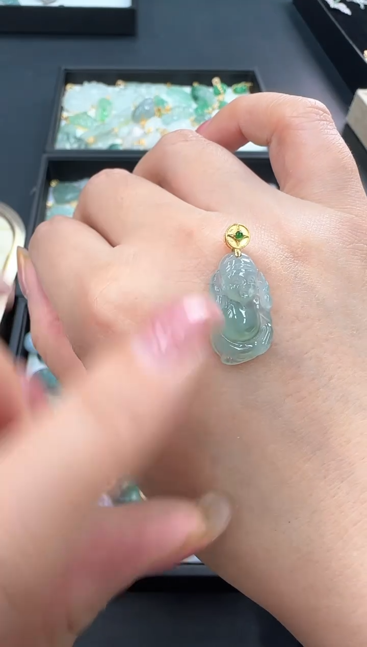 【闪购商品】翡翠颈饰18K金镶嵌250213151