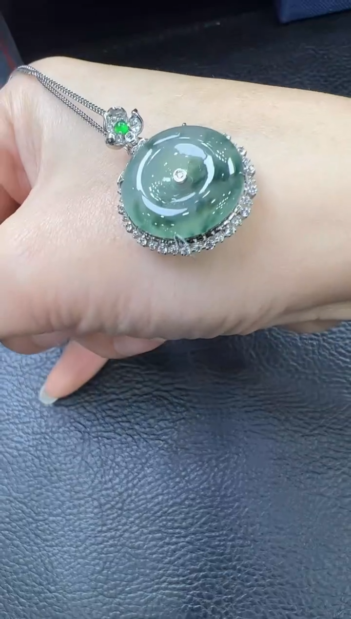 【闪购商品】翡翠挂件18K金镶嵌平安扣不含链