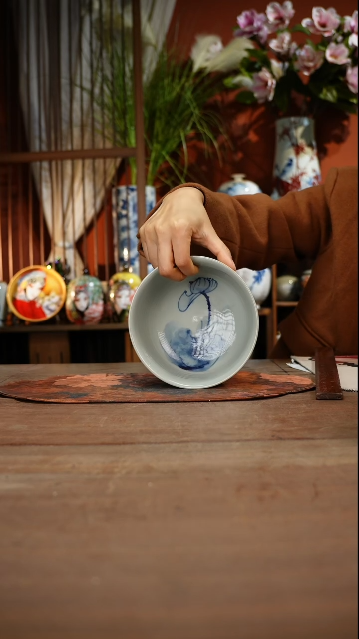 当代高温釉下彩手绘陶瓷餐具