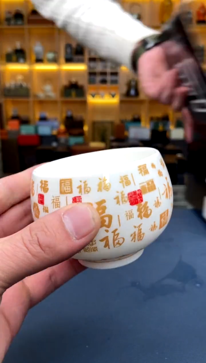 【闪购商品】撤柜高货，价格随便开@@B058