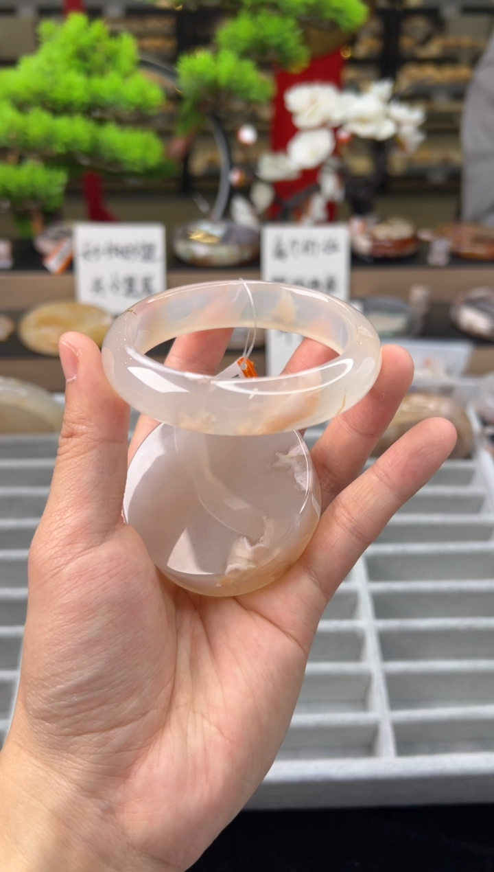 【闪购商品】石英质玉手镯未镶嵌57圈口（赠送镯心）21238