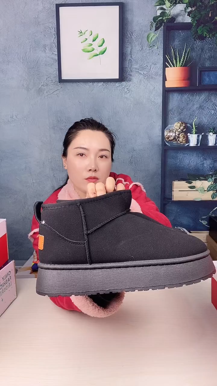 41男女同款棉鞋短靴