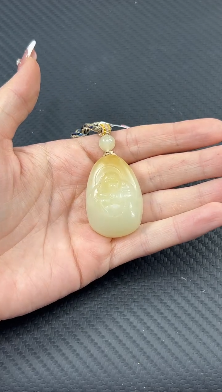 【闪购商品】和田玉吊坠(赠链)未镶嵌且末金山微色差吊坠