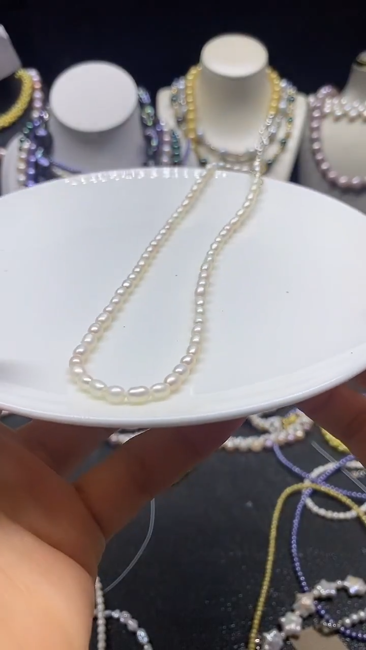 淡水珍珠未镶嵌颈饰多人