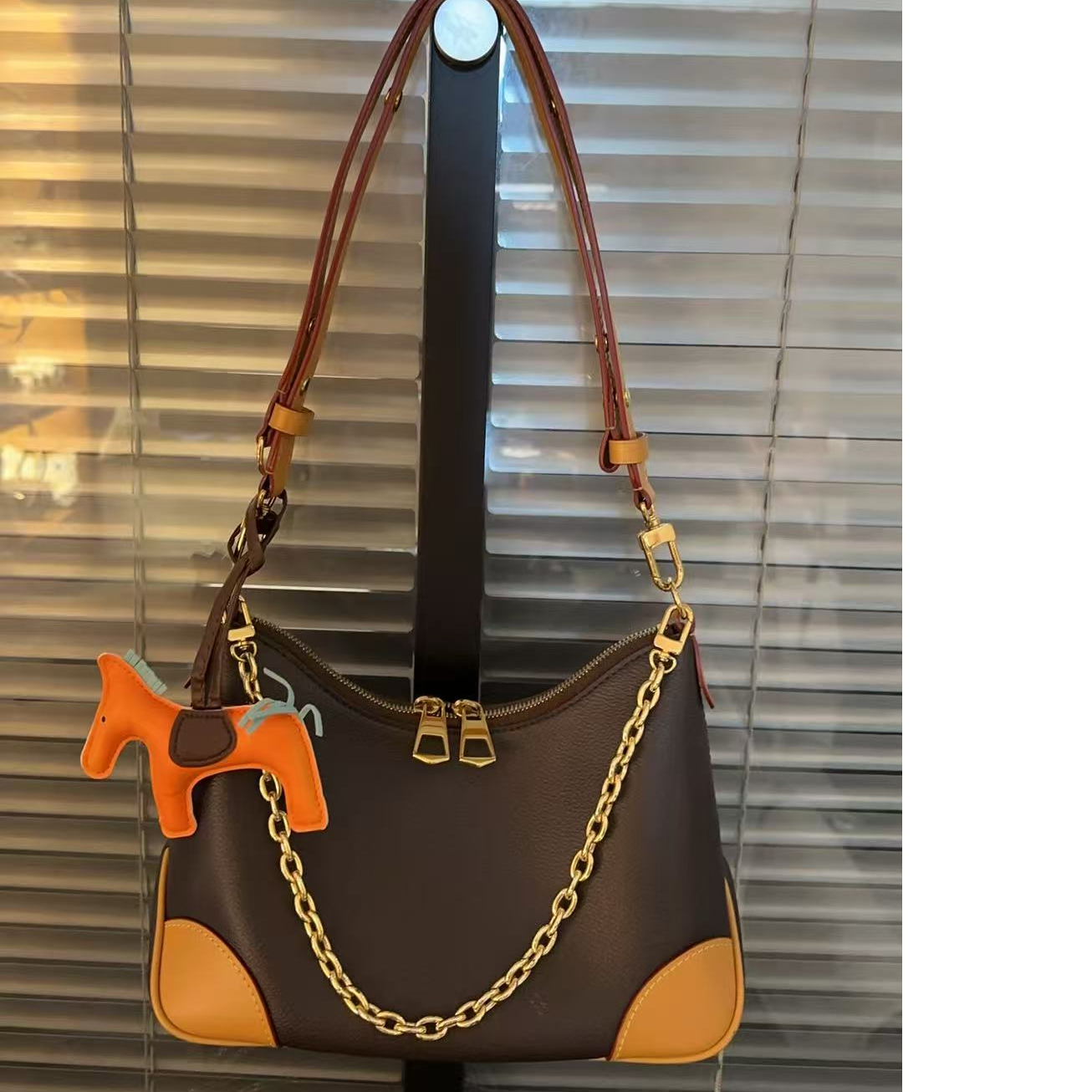 （2）手工缝线真皮天使飞马挂饰包包汽车羊皮小马挂件挂饰