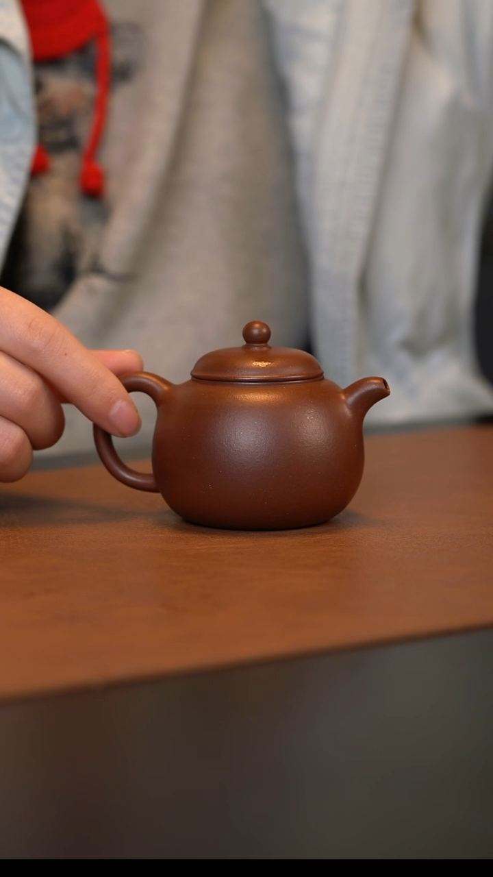 茶壶紫砂宜兴原矿紫砂壶   130cc     