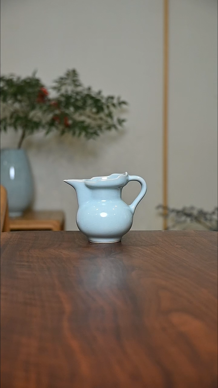 僧帽公道 天青 微瑕 朱家汝窑款