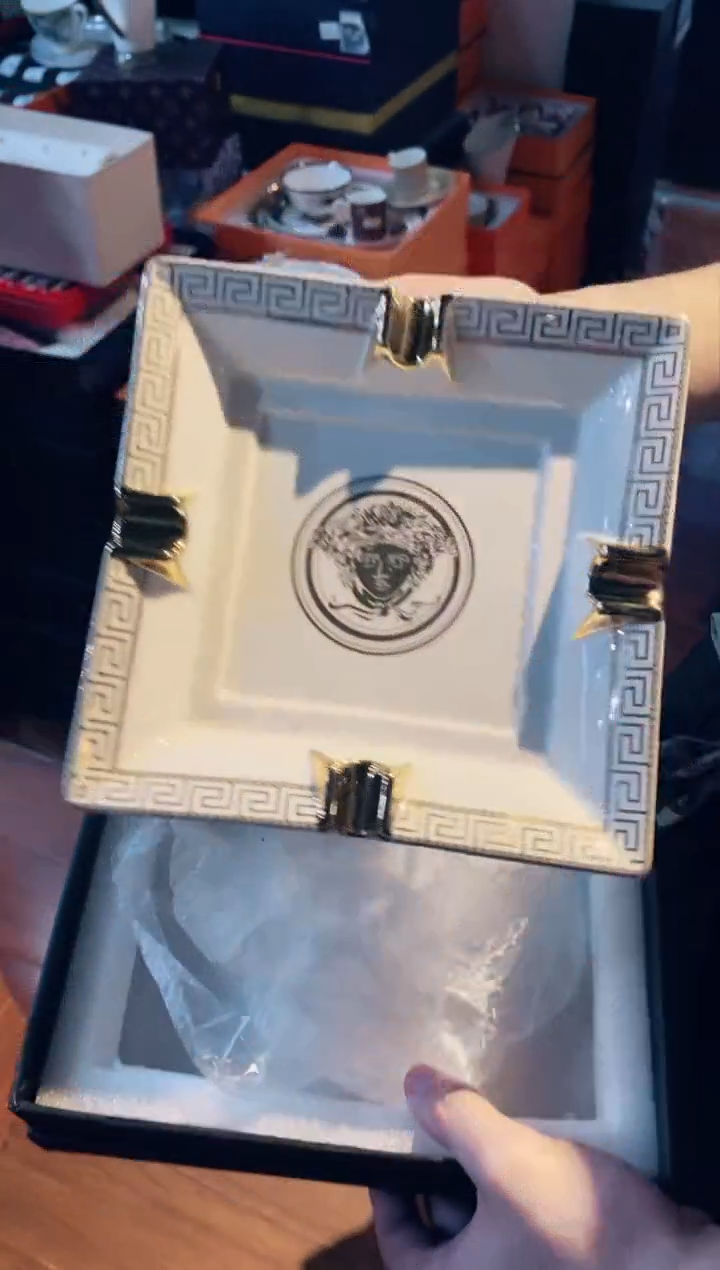 【闪购商品】杯鸿辉家品牌瓷器，京东包邮！