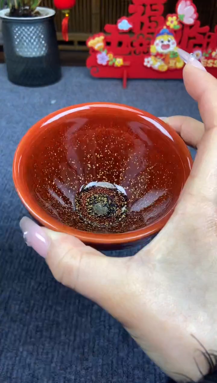 【闪购商品】粉丝福利以直播展示为主