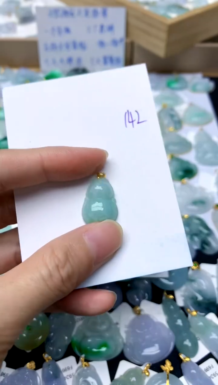 【闪购商品】翡翠颈饰18K金镶嵌142天然A货翡翠