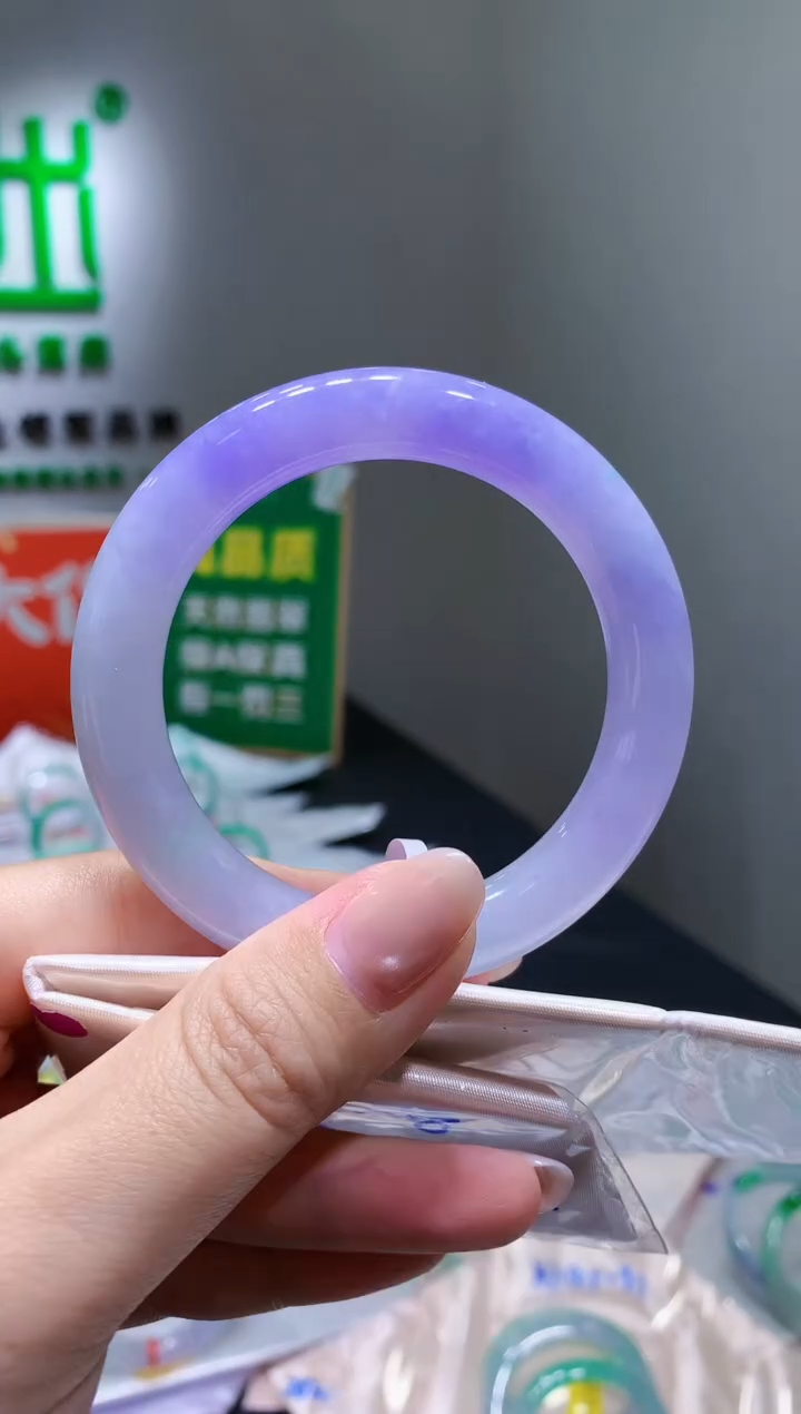 未镶嵌手镯翡翠-k317 天然缅甸A货翡翠56.6圆条总价8万定金2万