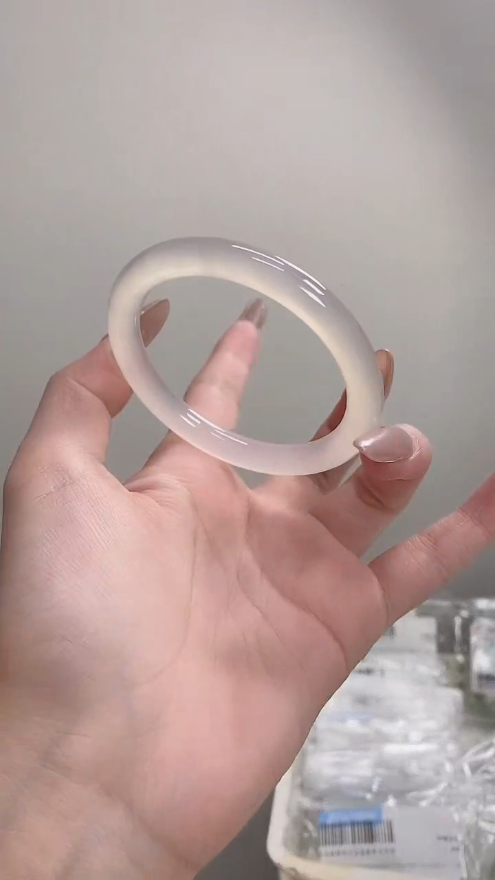 手镯玛瑙/玉髓未镶嵌54圆条