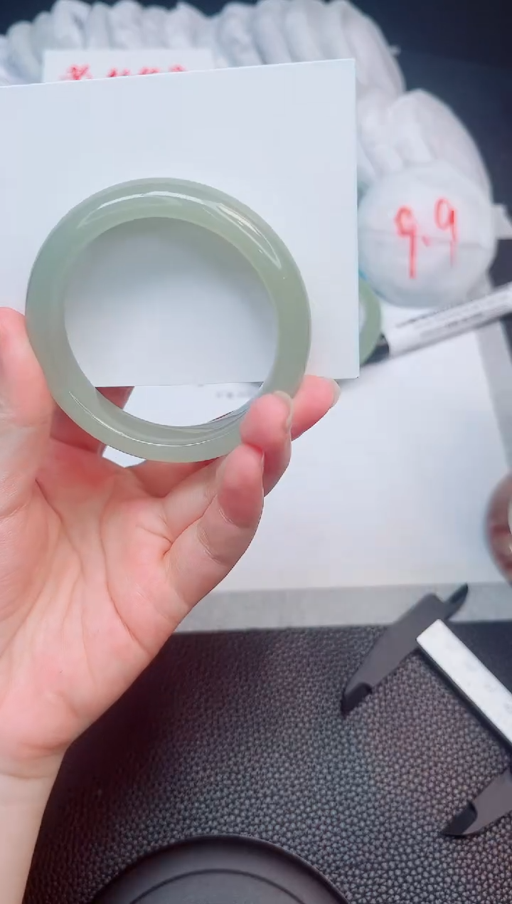 石英质玉手镯未镶嵌5-东陵玉