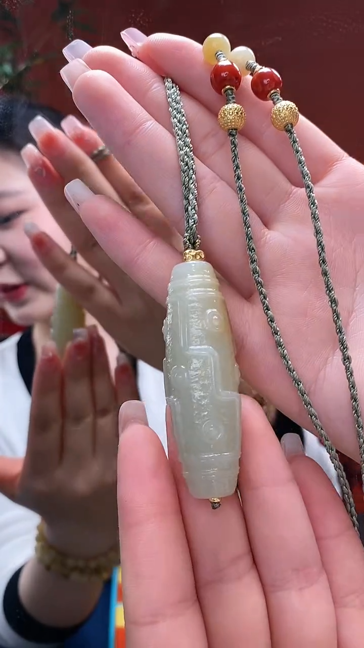 【闪购商品】和田玉挂件未镶嵌九眼吊坠尺寸约60mm