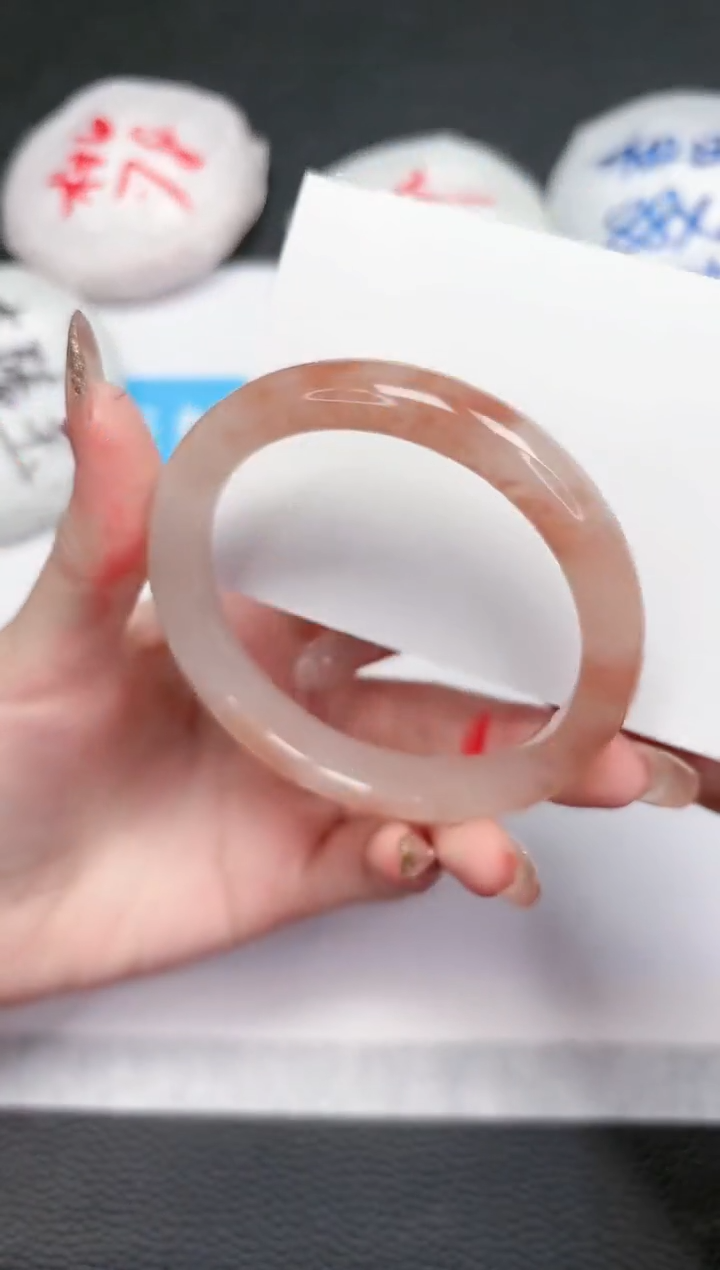 【闪购商品】石英质玉手镯未镶嵌360-58