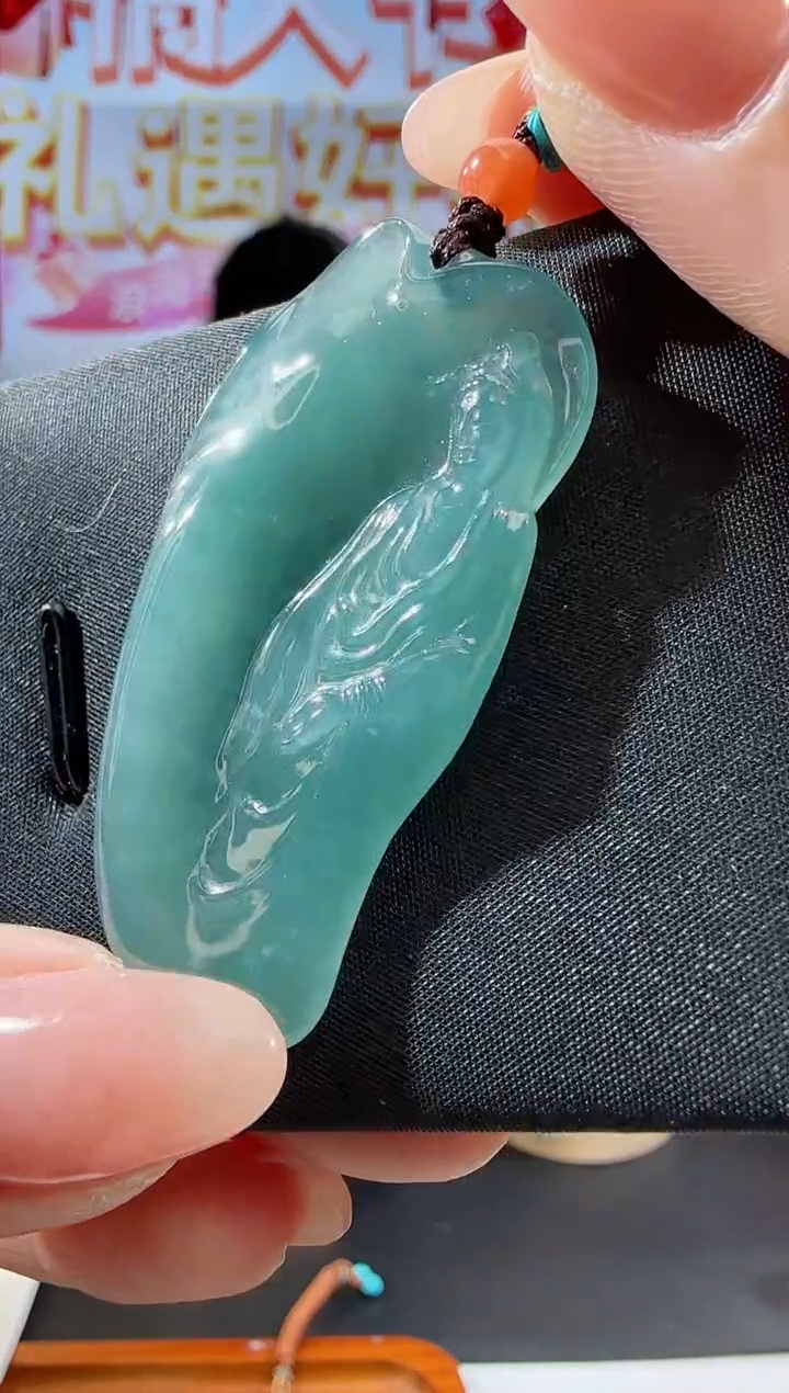 【闪购商品】翡翠吊坠(不含链)未镶嵌观音