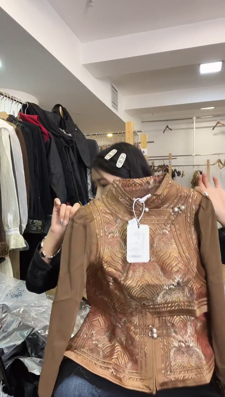 纱袖马甲       L码        105-115斤