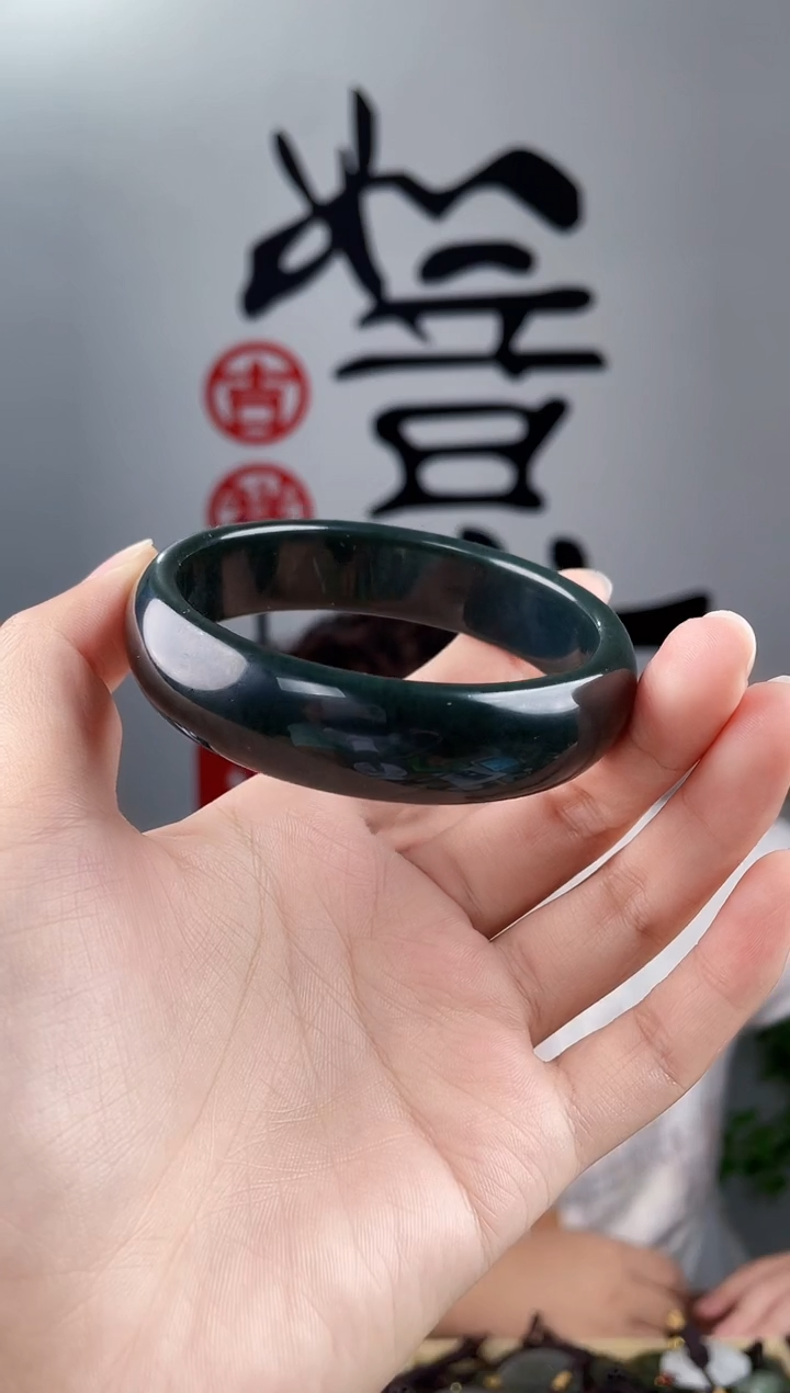 和田玉未镶嵌颈饰拍一发一，多样性发货