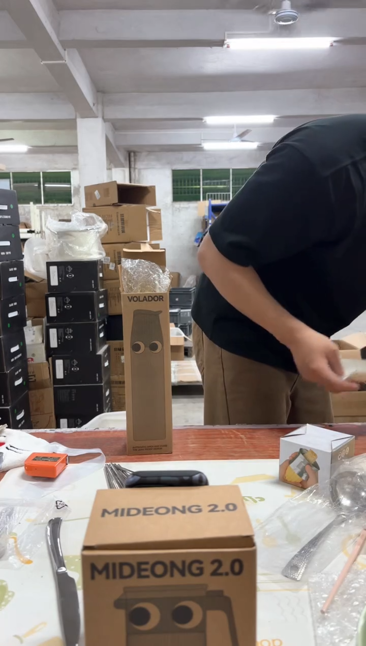 直播间秒杀清仓微瑕产品，可能当过样品拍照