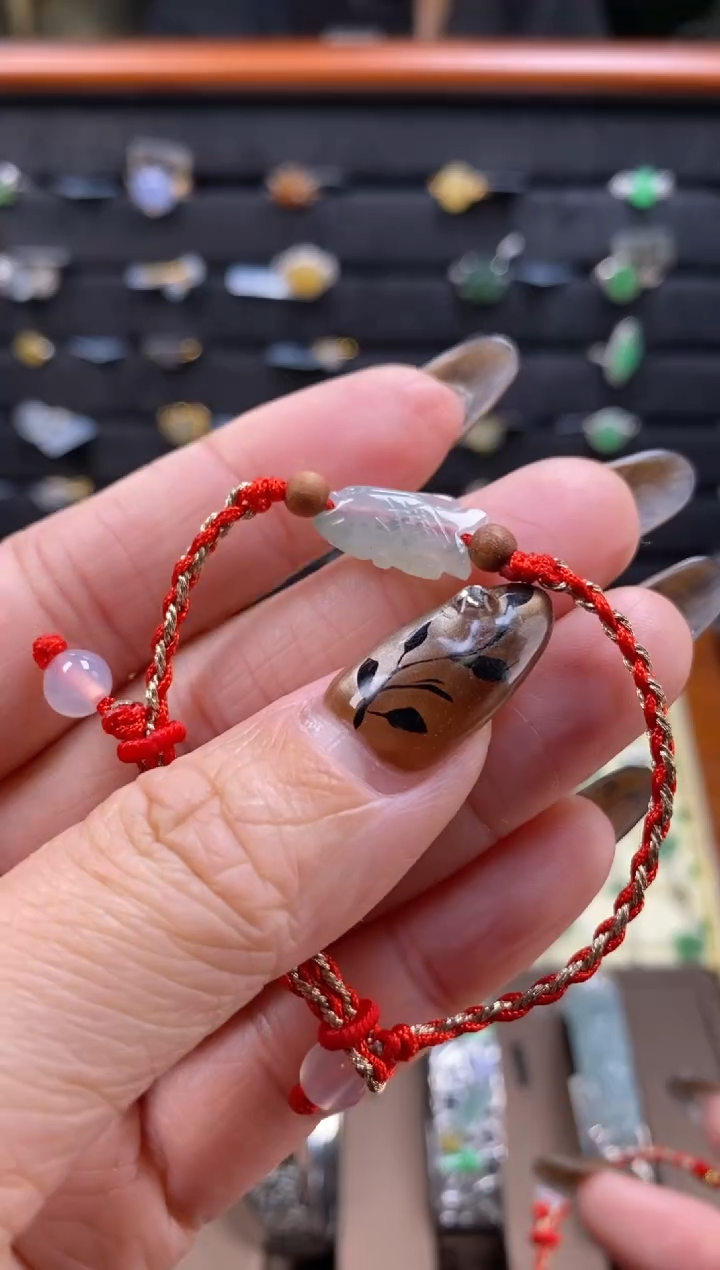 颈饰未镶嵌翡翠12558