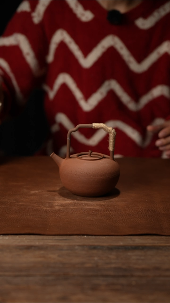 028朱泥提梁煮水壶