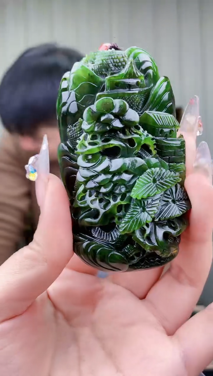 【闪购商品】和田玉挂件未镶嵌拍一发一，多样性发货！