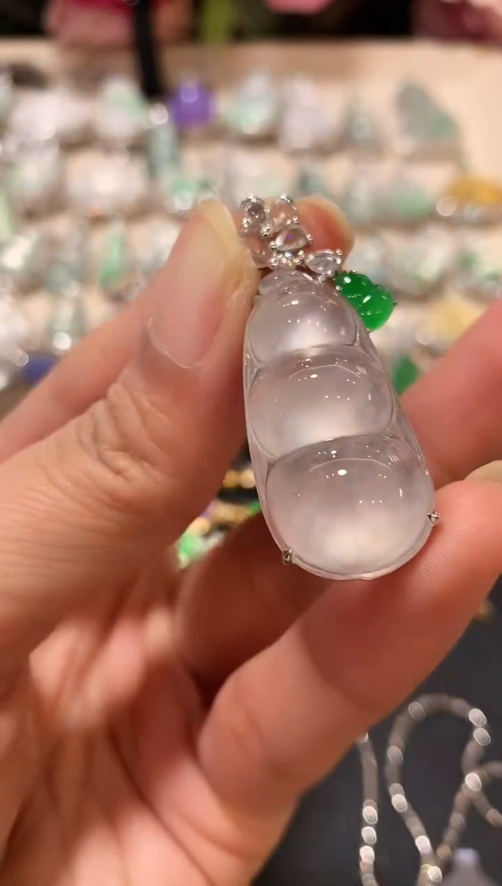 吊坠(不含链)18K金镶嵌翡翠n47  