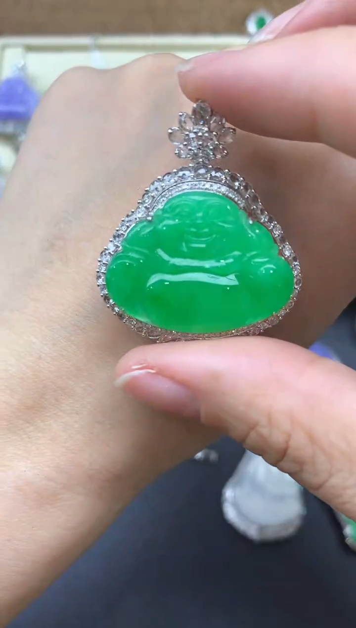 【闪购商品】翡翠颈饰18K金镶嵌685-分单-总价72600