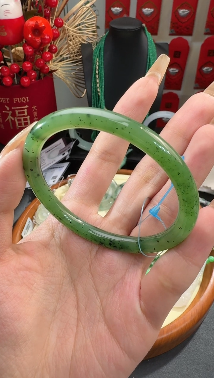 【闪购商品】和田玉手镯未镶嵌手镯