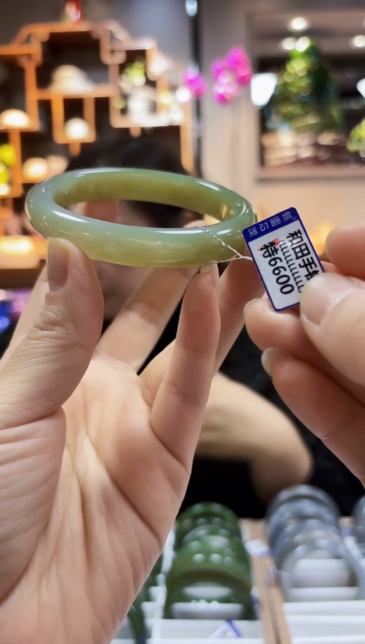 【闪购商品】和田玉手镯未镶嵌60.3