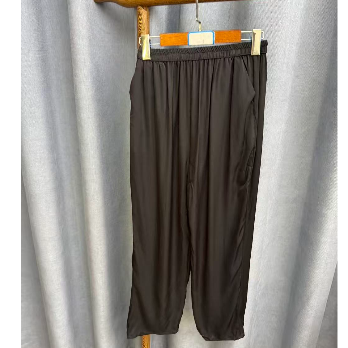 （瑕疵）秋季新款简约百搭宽松桑蚕丝直筒长裤女Z046