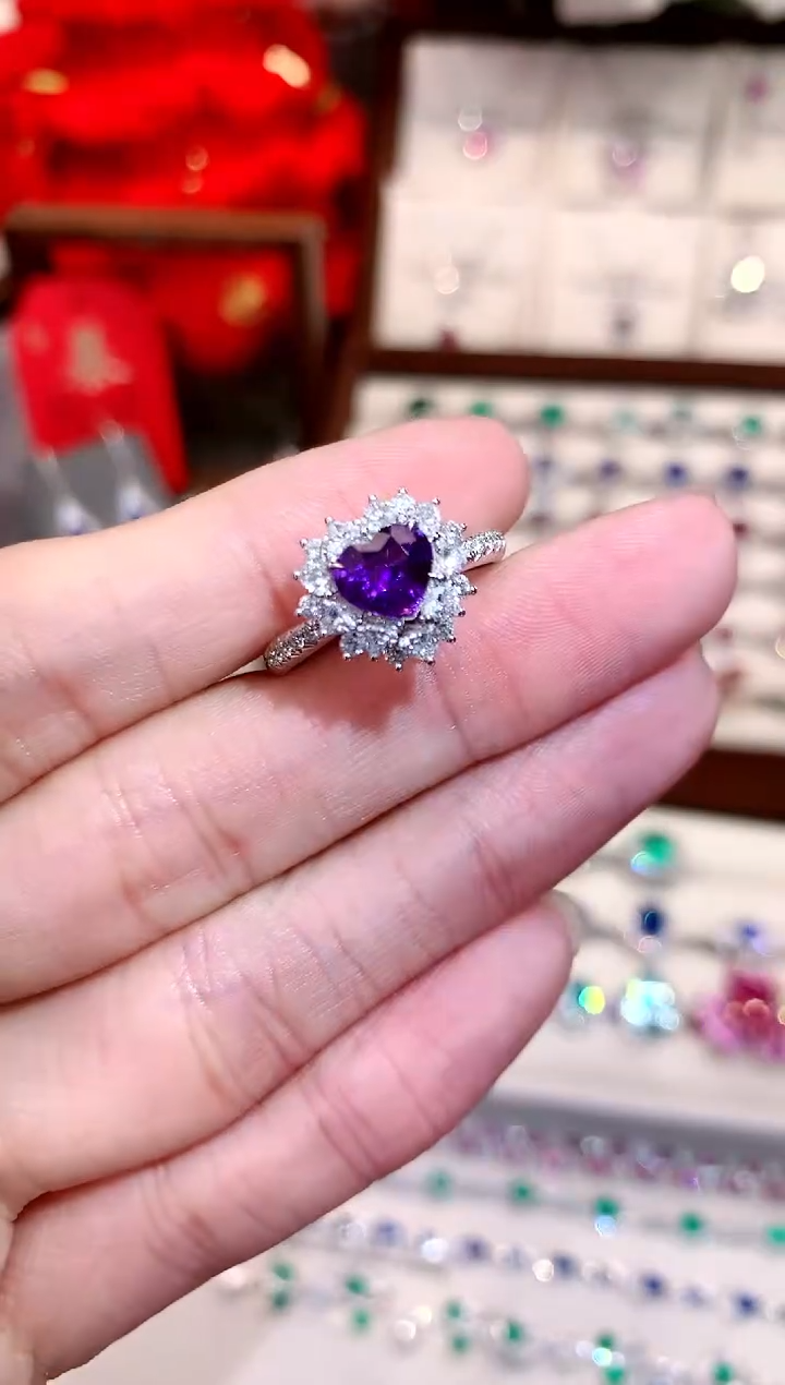 【闪购商品】彩色蓝宝石戒指18K金镶嵌1.11ct/天然宝石/七天无理由