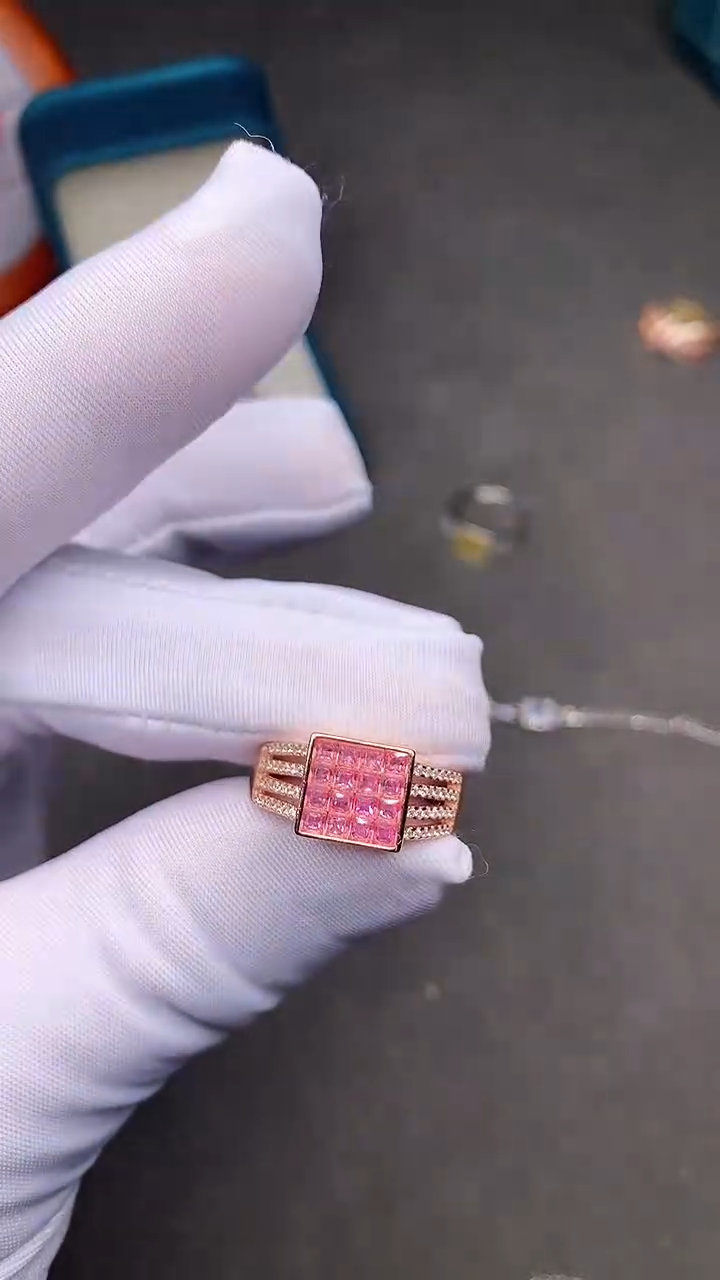 【闪购商品】彩色蓝宝石戒指银S925镶嵌······