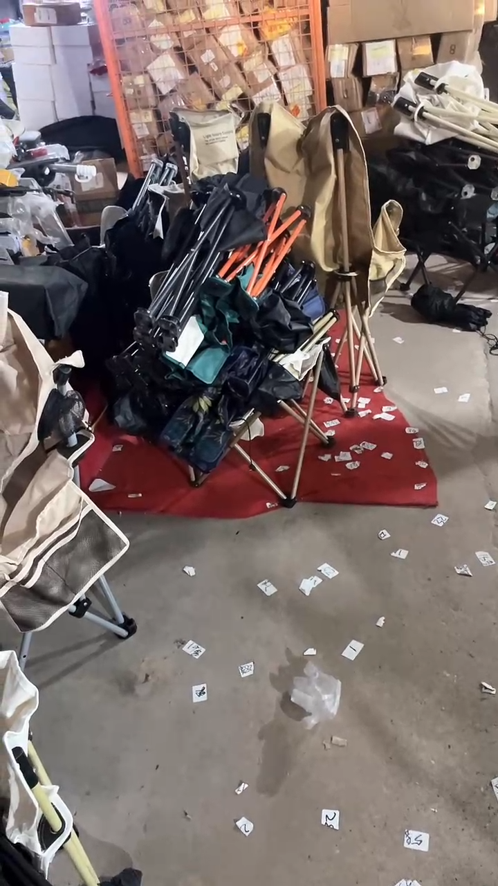 铁瑕疵不售后椅子 38