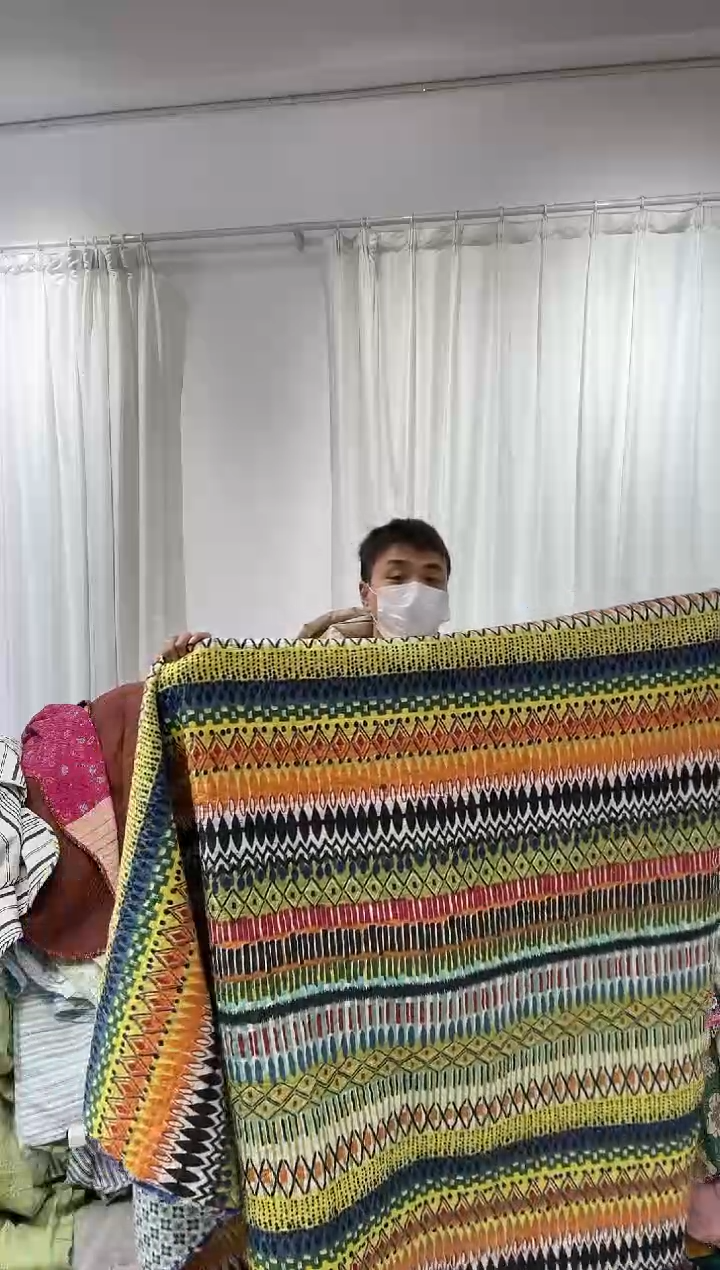 棉150*200纯棉床盖75号微瑕