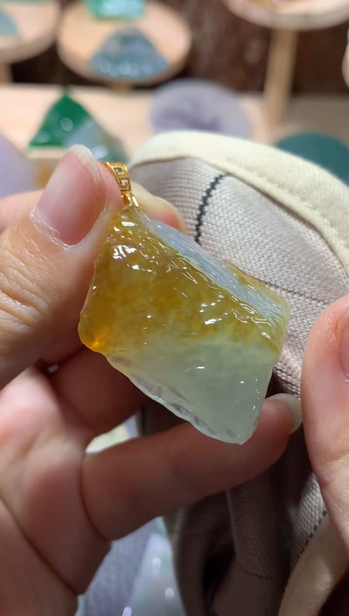 吊坠(不含链)18K金镶嵌翡翠吊坠