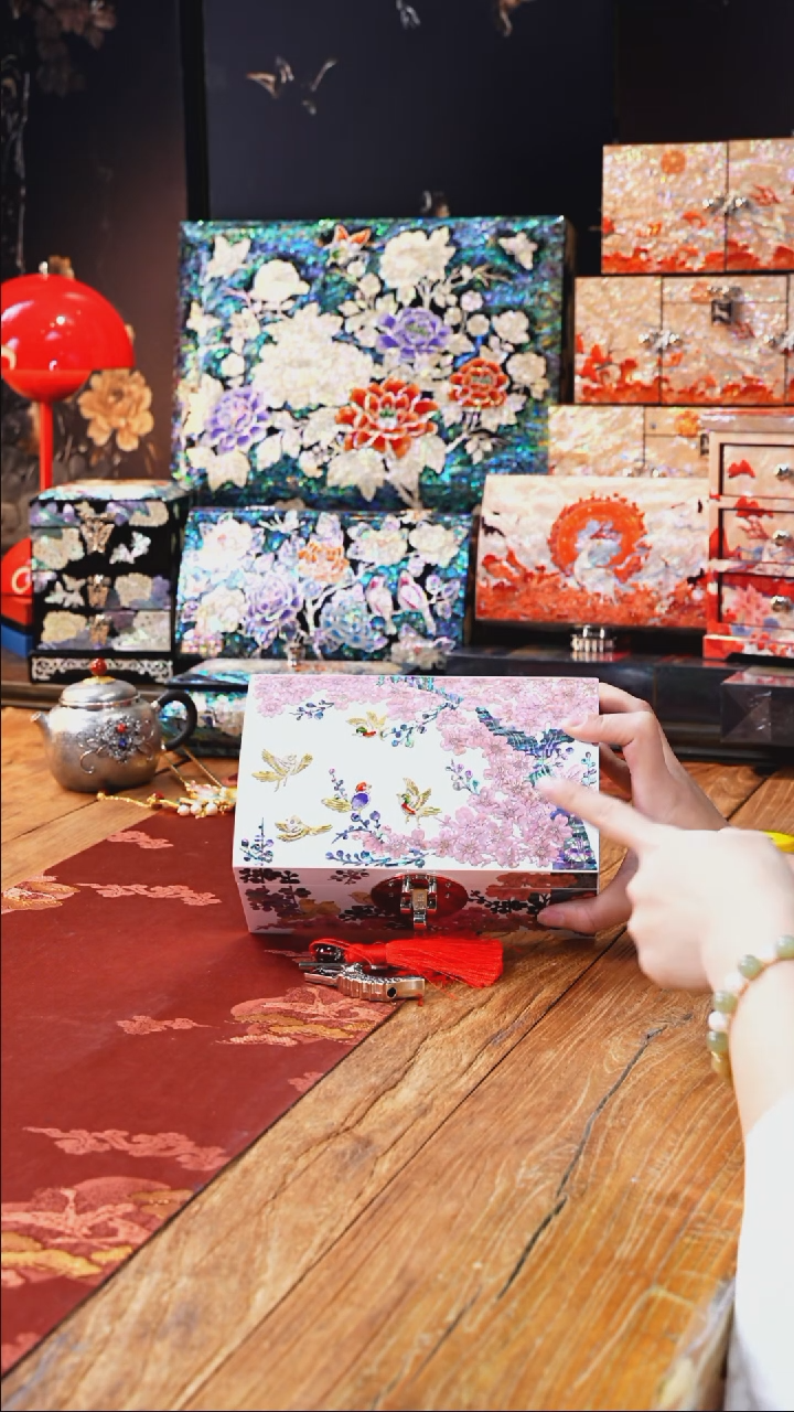 【闪购商品】瓷片豆包家推荐螺钿首饰盒
