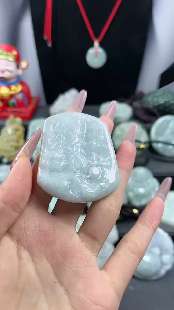 【闪购商品】翡翠颈饰未镶嵌关公