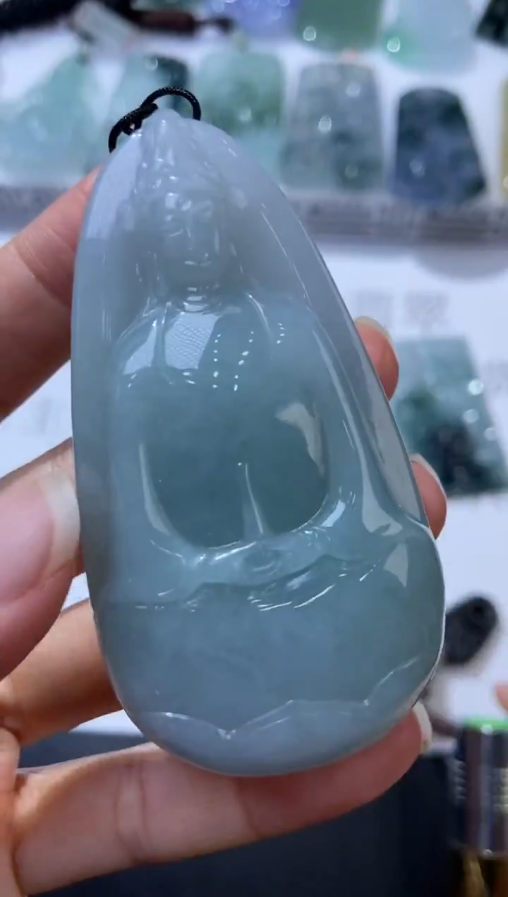 未镶嵌挂件翡翠376926   多人