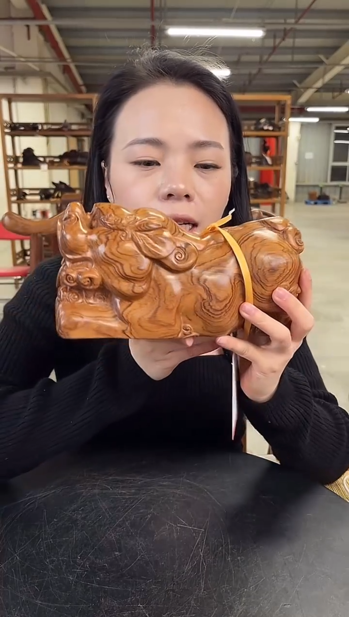 木连天红 貔貅 黄檀属 DY1363BMK