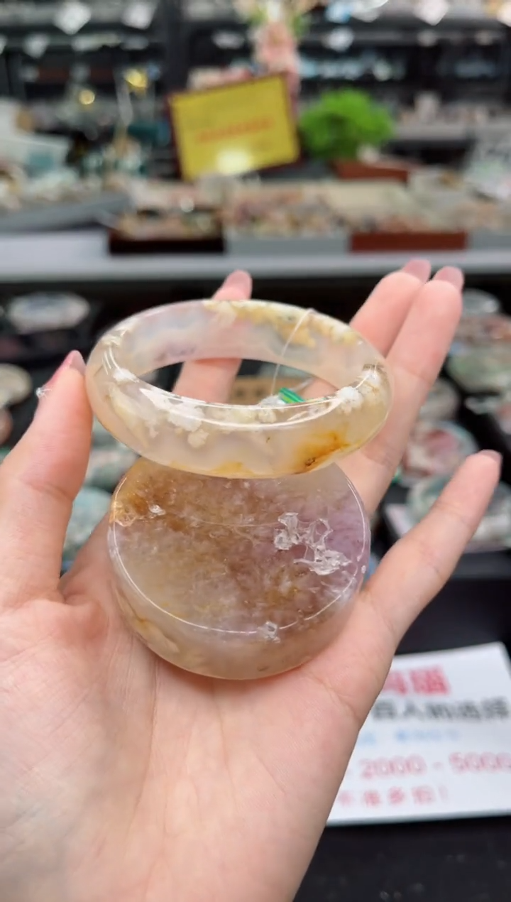 【闪购商品】石英质玉手镯未镶嵌55圈口（赠品镯心）3330258