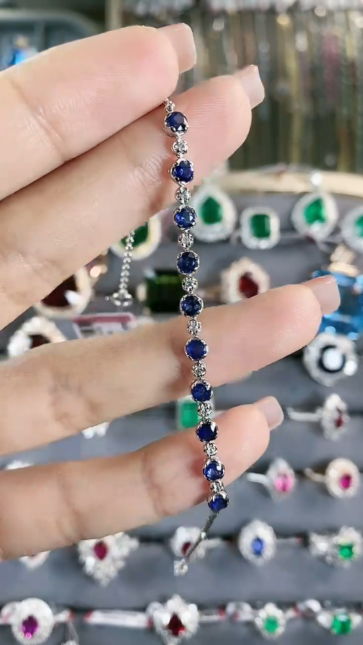 【闪购商品】蓝宝石手链18K金镶嵌18K金蓝宝石手链