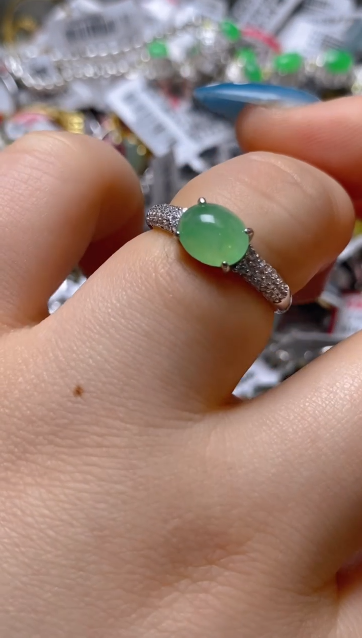 银S925镶嵌戒指翡翠百内无证书