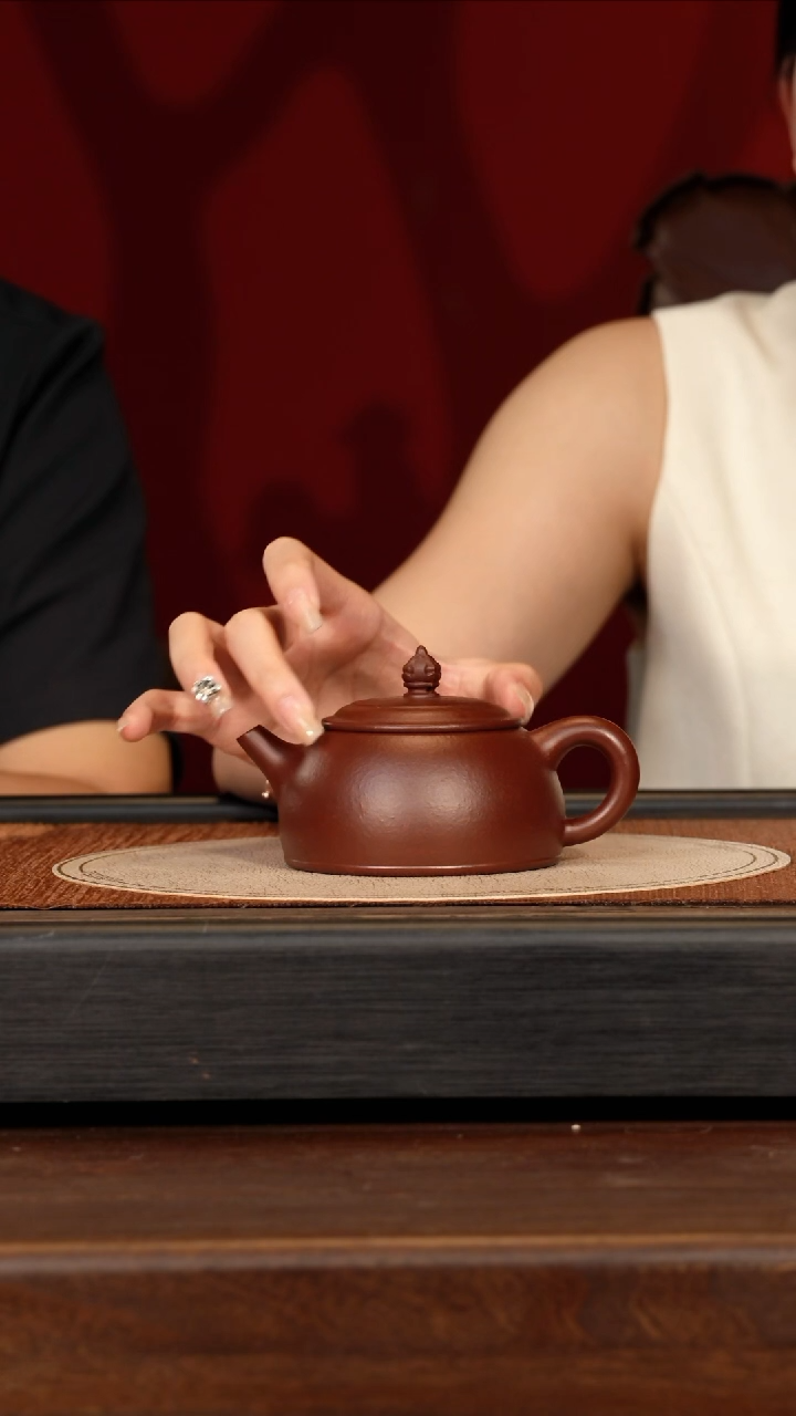 茶壶紫砂宜兴紫砂LHQ 龙血砂 半月禅瓢