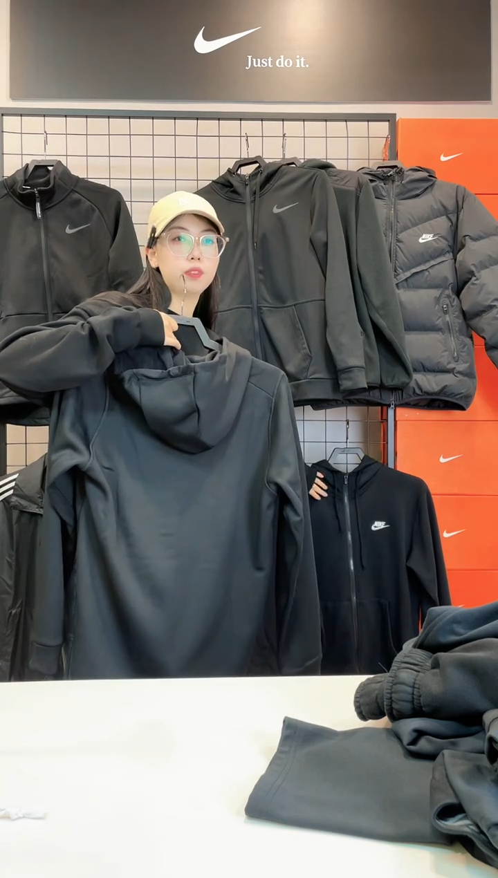 2125 华夫格外套L码130-150斤 不退换