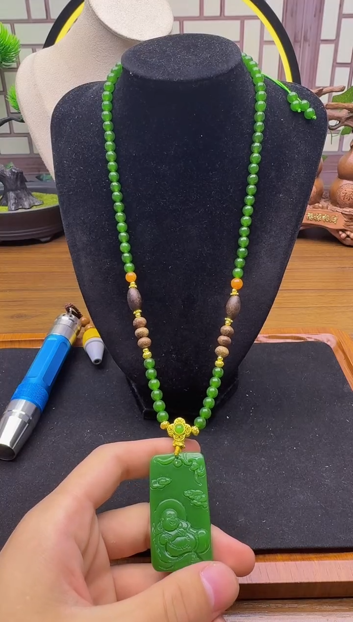 颈饰14K金镶嵌和田玉L31     