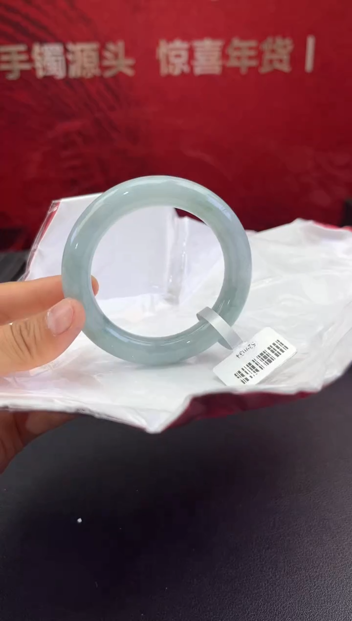 【闪购商品】翡翠手镯未镶嵌1翡翠手镯