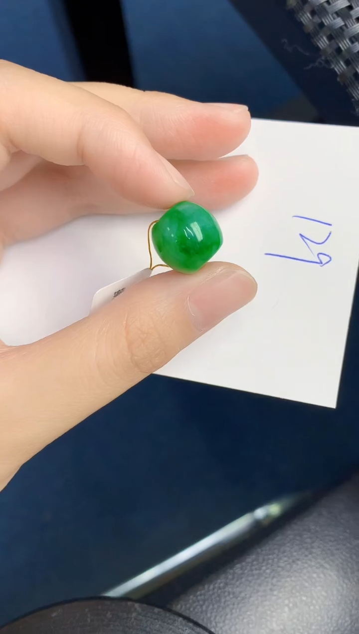 【闪购商品】翡翠未镶嵌颈饰000000000